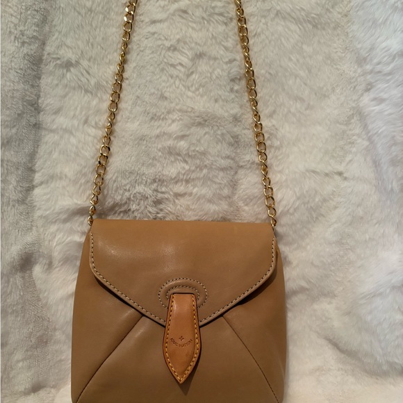 Louis Vuitton Tan Clutch with Gold Chain - Picture 1 of 10